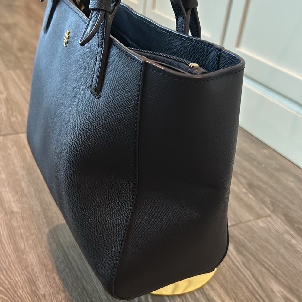 EUC Tory Burch York Buckle Tote Navy Purse Bag Saffiano Leather - Picture 3 of 12